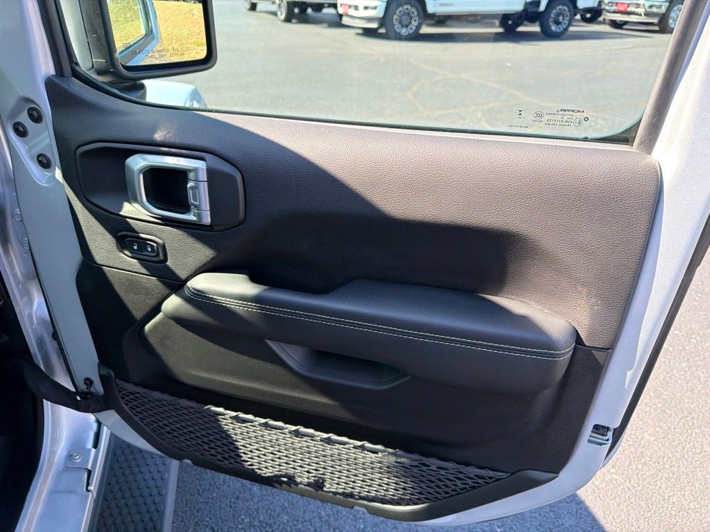 2023 Jeep Wrangler 4xe Sahara 4x4