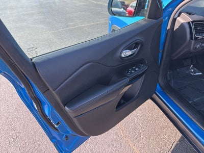 2023 Jeep Cherokee Altitude Lux 4x4