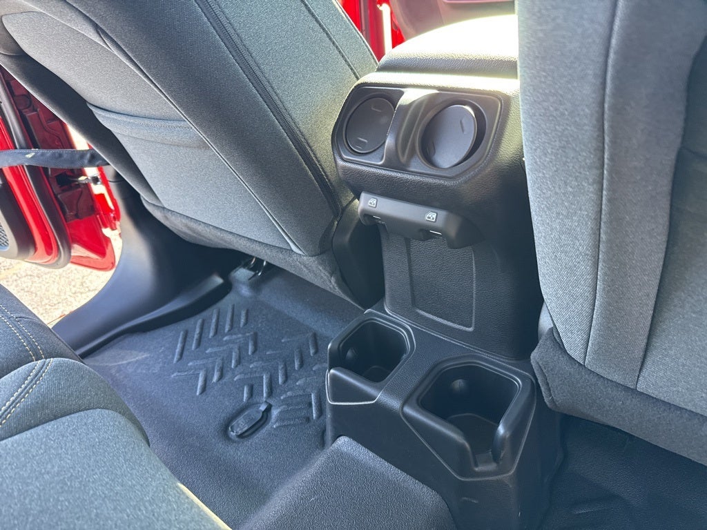 2025 Jeep Wrangler 4-Door Sport 4x4