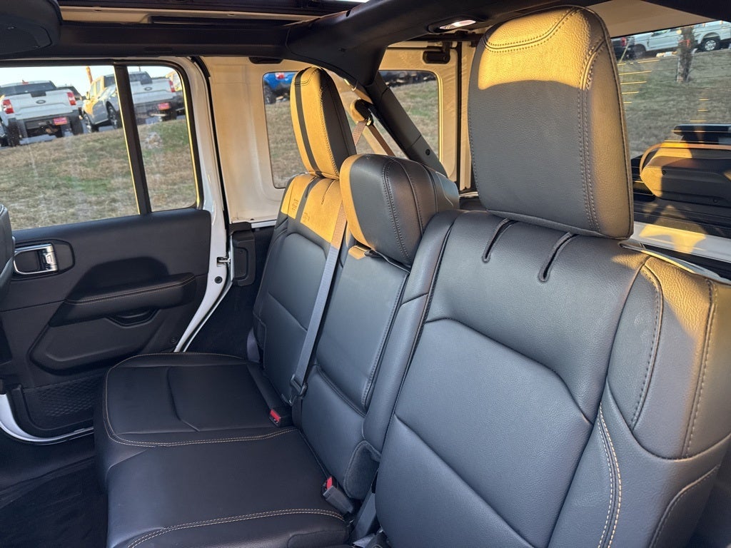 2024 Jeep Wrangler 4-Door Sahara 4x4