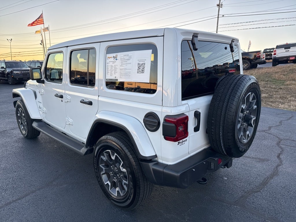 2024 Jeep Wrangler 4-Door Sahara 4x4