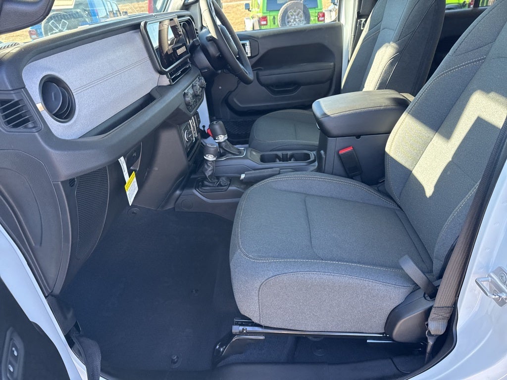 2026 Jeep Wrangler 4-Door Sport RHD 4x4