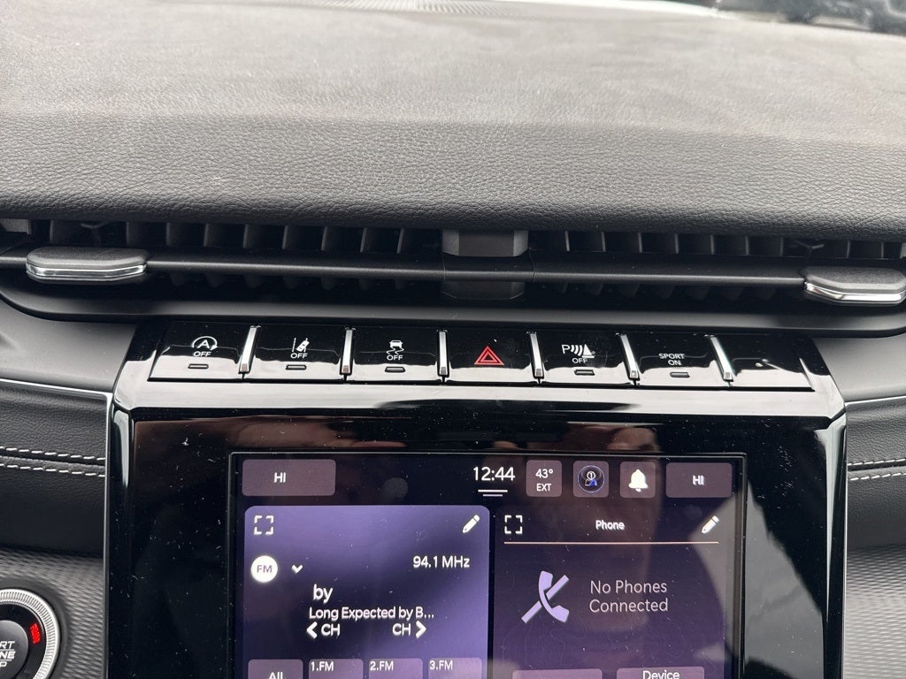 2025 Jeep Grand Cherokee GRAND CHEROKEE LAREDO X 4X4