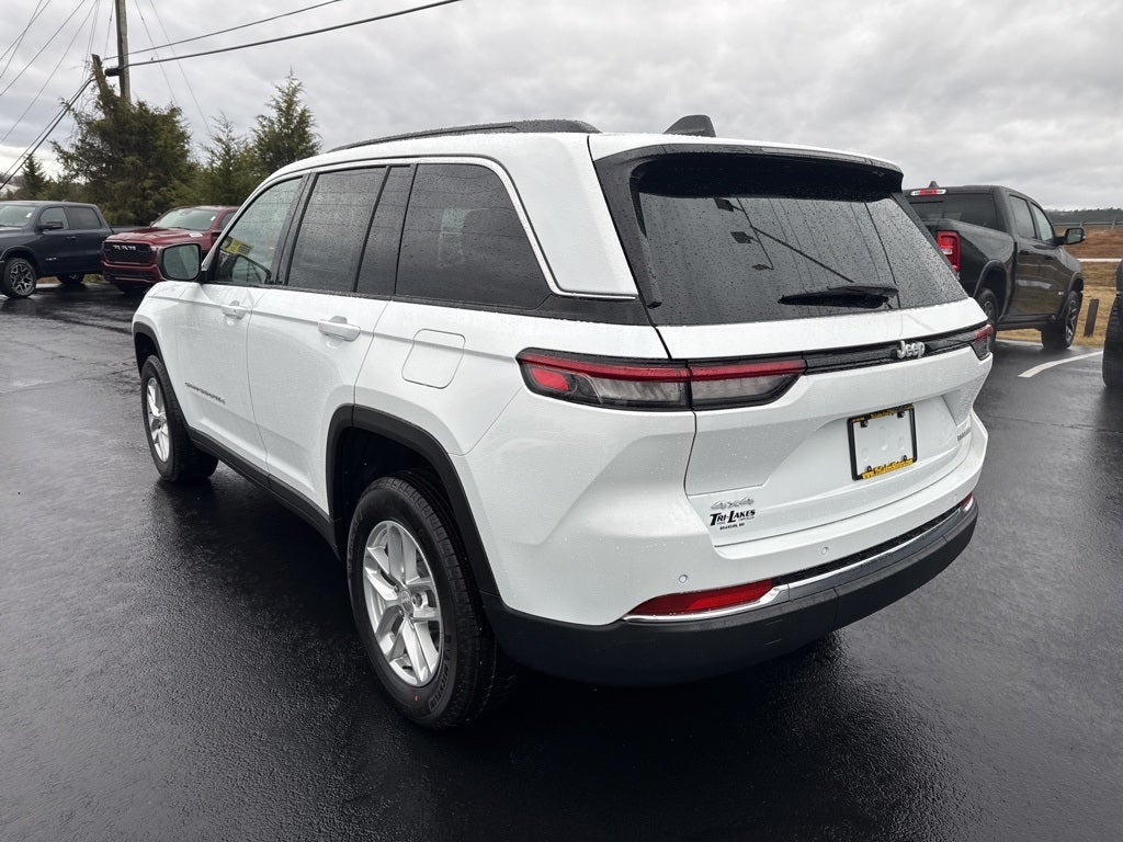 2025 Jeep Grand Cherokee GRAND CHEROKEE LAREDO X 4X4
