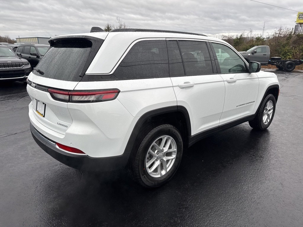 2025 Jeep Grand Cherokee GRAND CHEROKEE LAREDO X 4X4