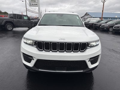 2025 Jeep Grand Cherokee GRAND CHEROKEE LAREDO X 4X4