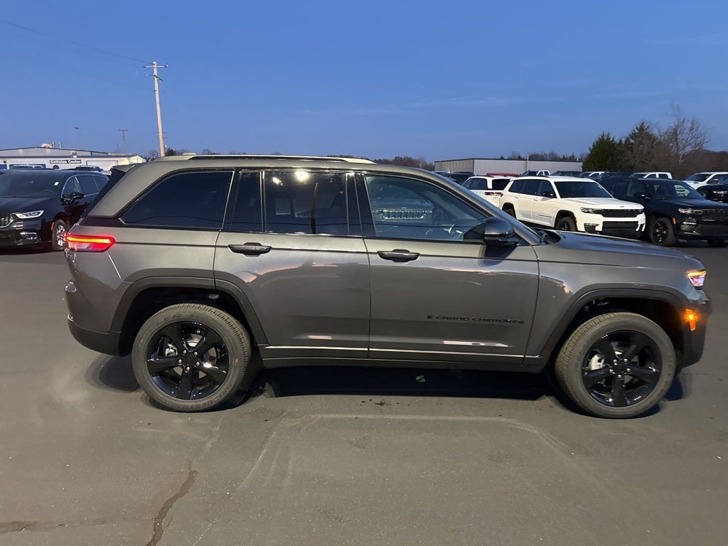 2025 Jeep Grand Cherokee GRAND CHEROKEE ALTITUDE X 4X4