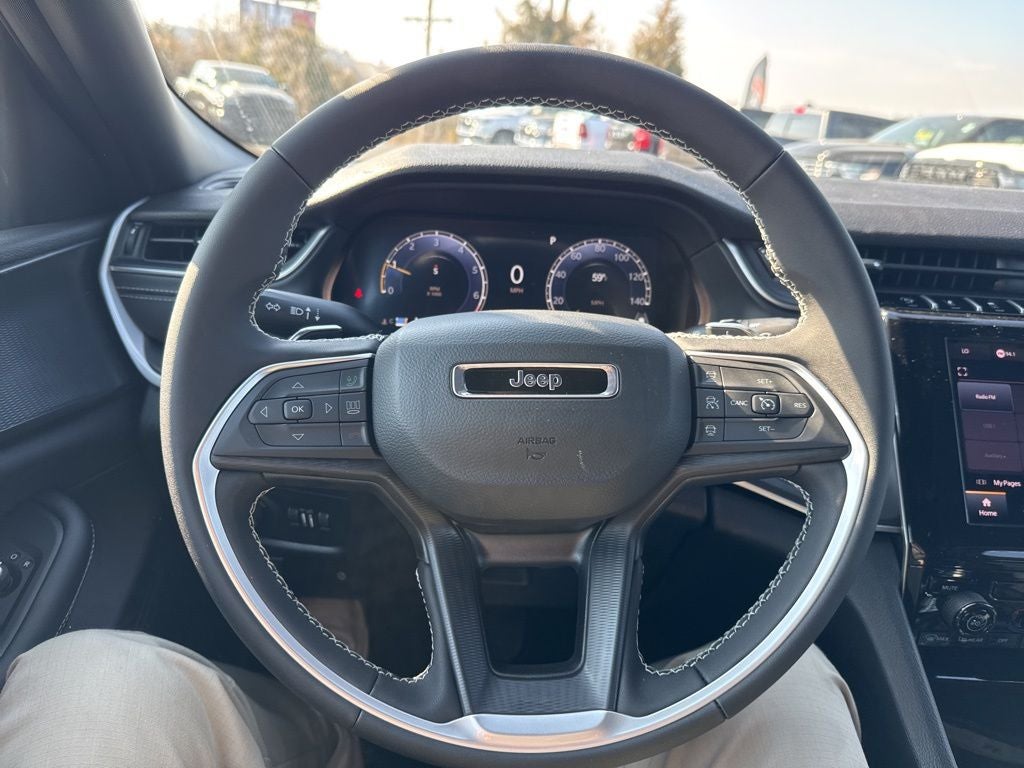 2026 Jeep Grand Cherokee GRAND CHEROKEE LAREDO 4X4