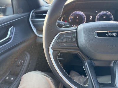 2026 Jeep Grand Cherokee GRAND CHEROKEE LAREDO 4X4