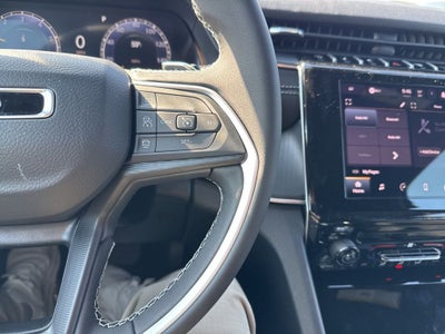 2026 Jeep Grand Cherokee GRAND CHEROKEE LAREDO 4X4