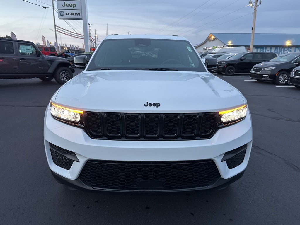 2025 Jeep Grand Cherokee GRAND CHEROKEE ALTITUDE X 4X4