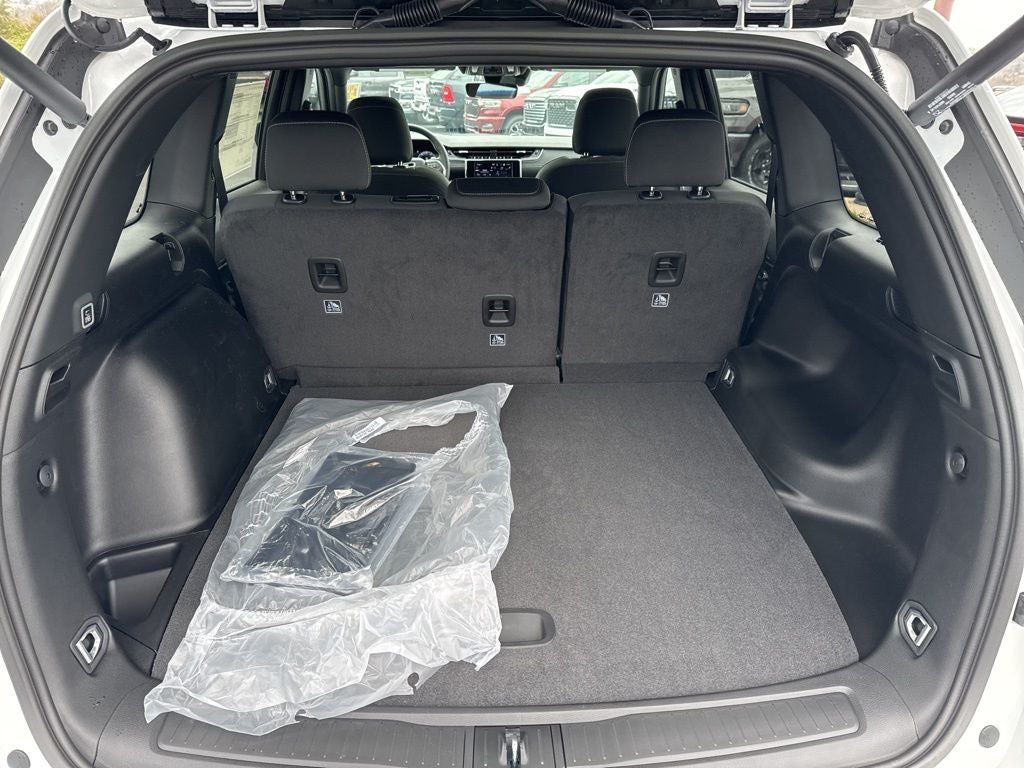 2026 Jeep Grand Cherokee GRAND CHEROKEE LAREDO X 4X4