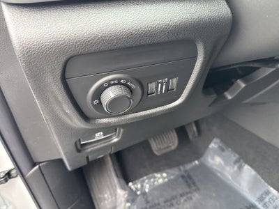 2026 Jeep Grand Cherokee GRAND CHEROKEE LAREDO X 4X4