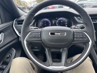 2026 Jeep Grand Cherokee GRAND CHEROKEE LAREDO X 4X4