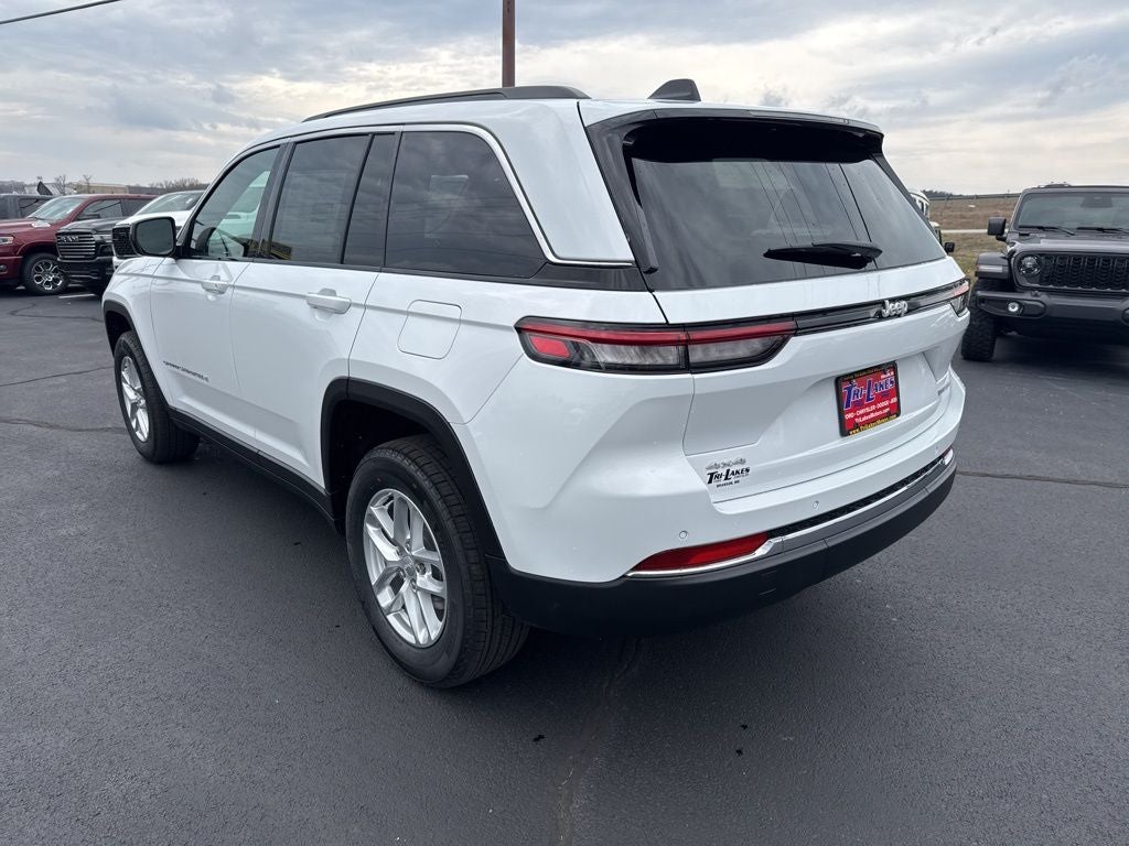 2026 Jeep Grand Cherokee GRAND CHEROKEE LAREDO X 4X4