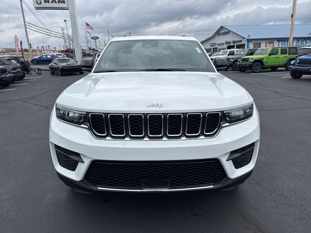 2026 Jeep Grand Cherokee GRAND CHEROKEE LAREDO X 4X4