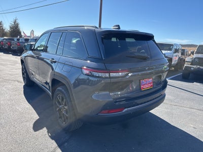 2026 Jeep Grand Cherokee GRAND CHEROKEE LAREDO ALTITUDE 4X4