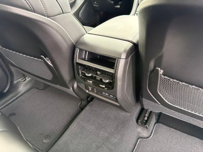 2027 Jeep Grand Cherokee Laredo Altitude