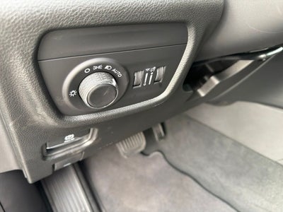 2027 Jeep Grand Cherokee Laredo Altitude