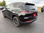 2027 Jeep Grand Cherokee Laredo Altitude