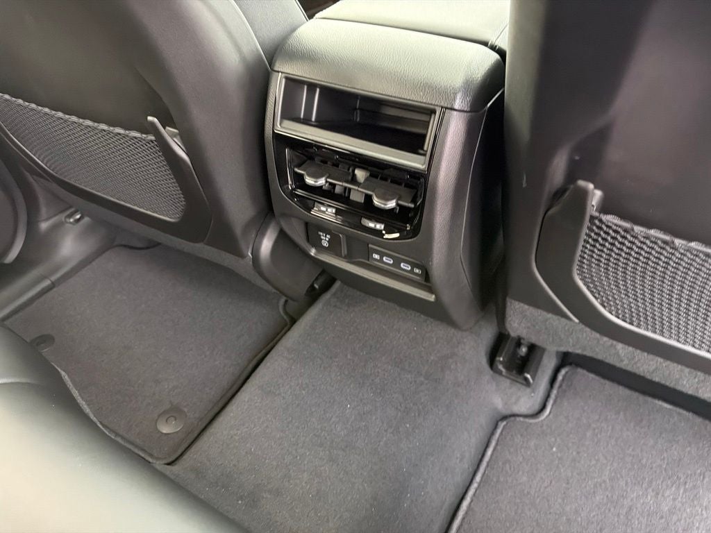 2027 Jeep Grand Cherokee GRAND CHEROKEE LAREDO ALTITUDE 4X4