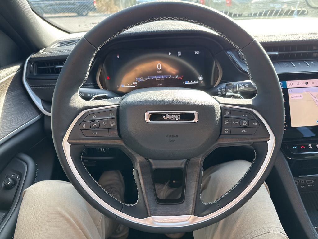 2026 Jeep Grand Cherokee GRAND CHEROKEE LAREDO ALTITUDE 4X4