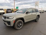 2027 Jeep Grand Cherokee Laredo Altitude