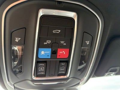 2027 Jeep Grand Cherokee Laredo Altitude