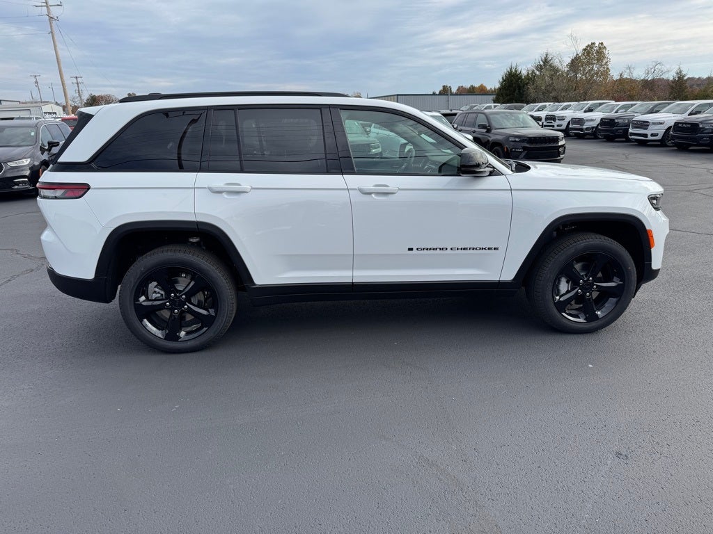 2025 Jeep Grand Cherokee GRAND CHEROKEE LIMITED 4X4