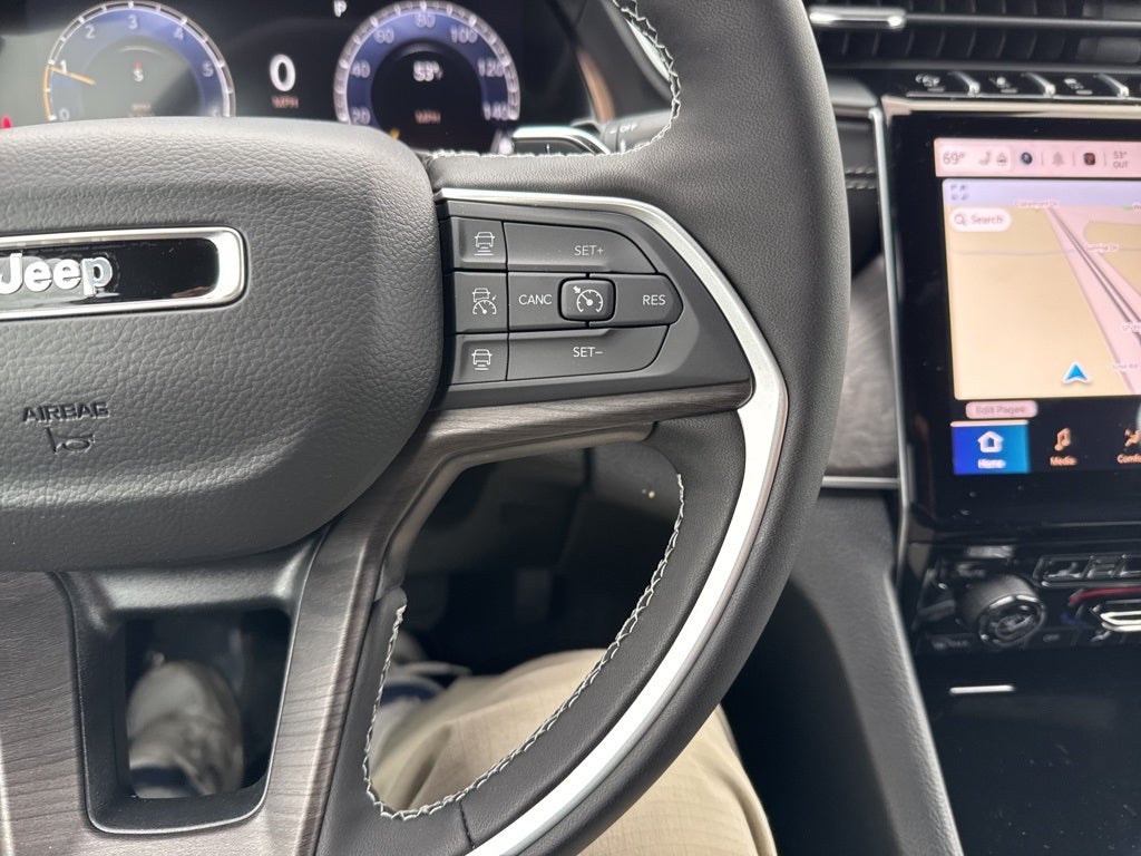 2025 Jeep Grand Cherokee GRAND CHEROKEE LIMITED 4X4