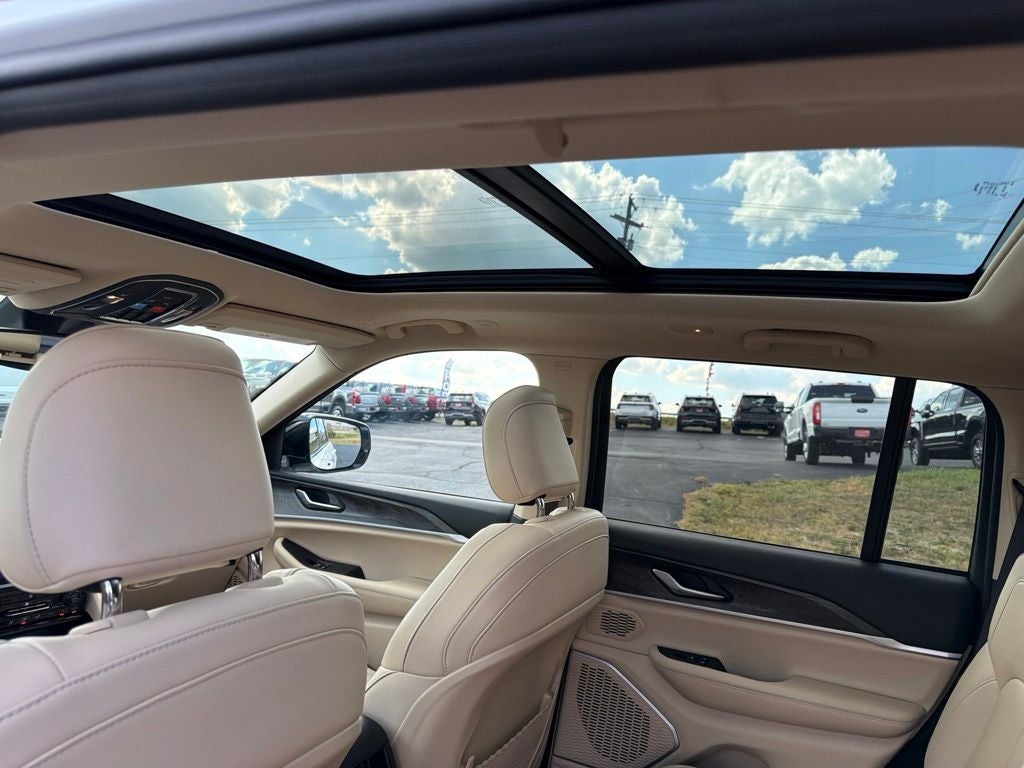 2022 Jeep Grand Cherokee Limited 4x4