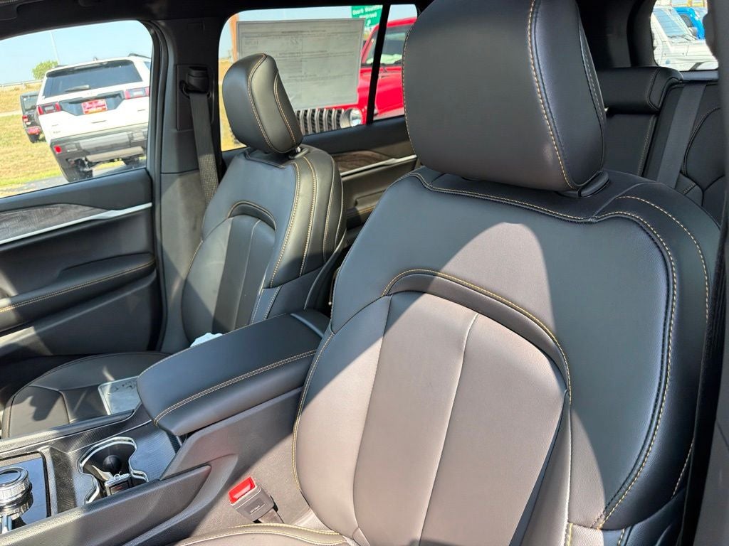 2026 Jeep Grand Cherokee GRAND CHEROKEE 85TH ANNIVERSARY EDITION 4X4