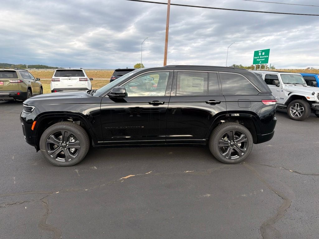 2027 Jeep Grand Cherokee Limited Reserve