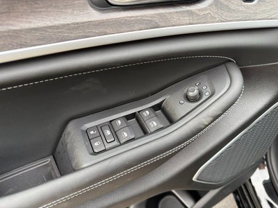 2027 Jeep Grand Cherokee Limited Reserve