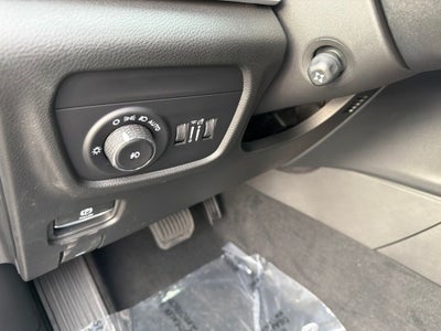 2027 Jeep Grand Cherokee Limited Reserve