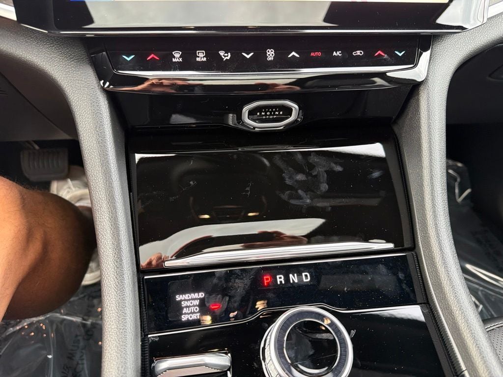 2027 Jeep Grand Cherokee Limited Reserve