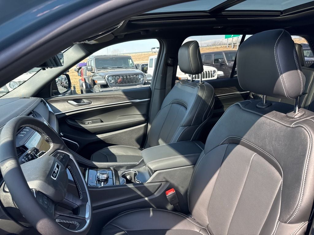 2026 Jeep Grand Cherokee GRAND CHEROKEE LIMITED RESERVE 4X4