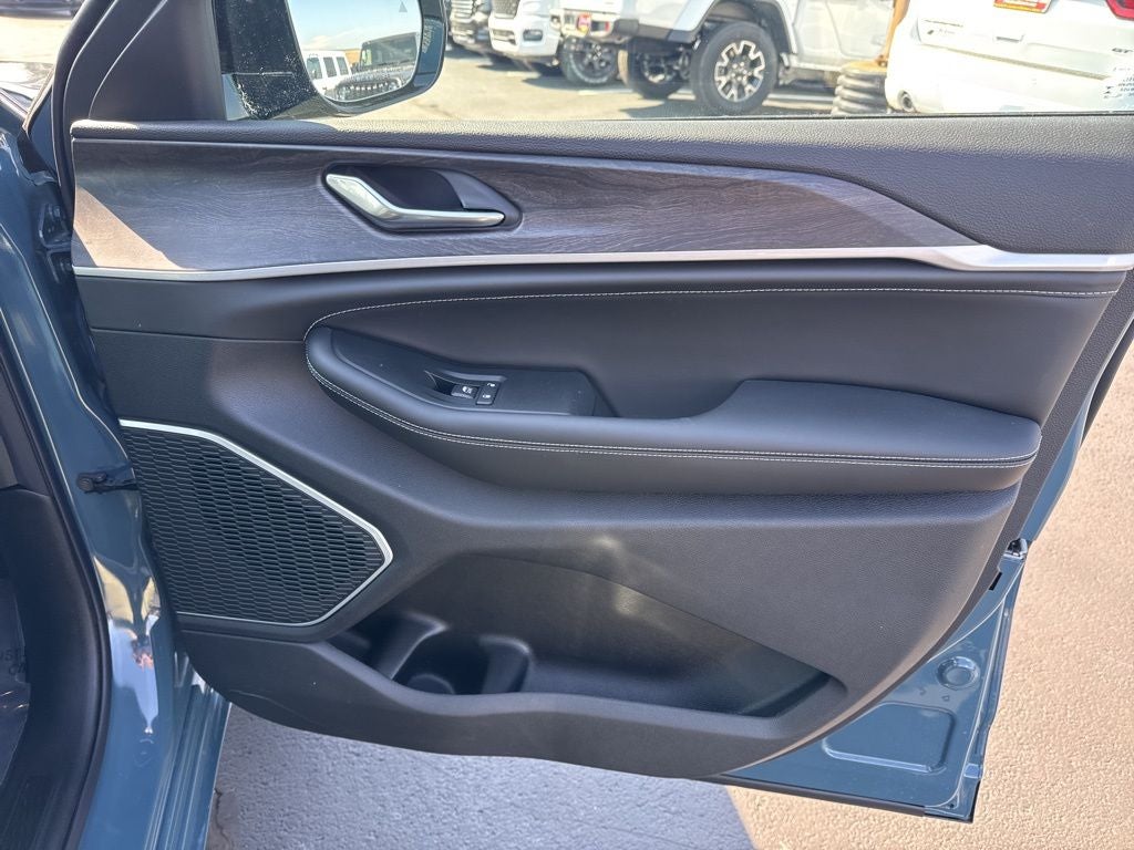 2026 Jeep Grand Cherokee GRAND CHEROKEE LIMITED RESERVE 4X4