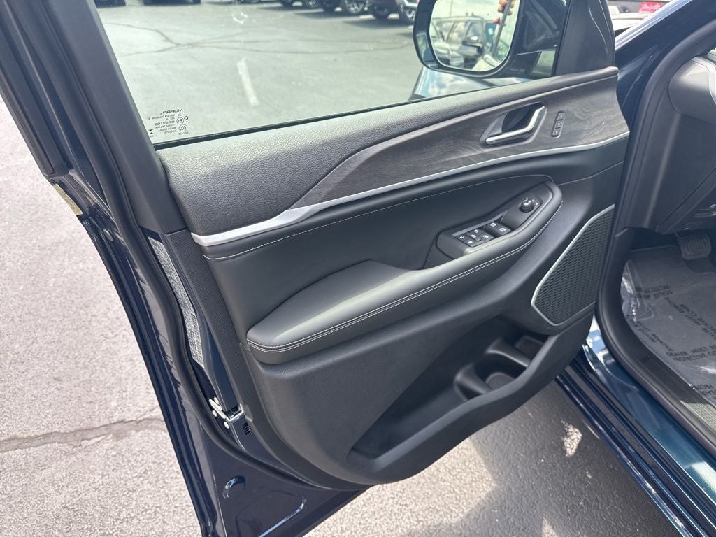 2026 Jeep Grand Cherokee GRAND CHEROKEE LIMITED RESERVE 4X4
