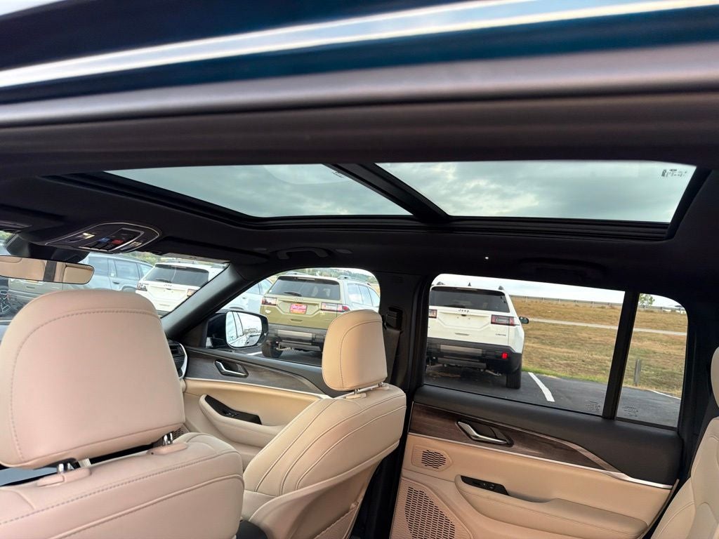 2027 Jeep Grand Cherokee Limited