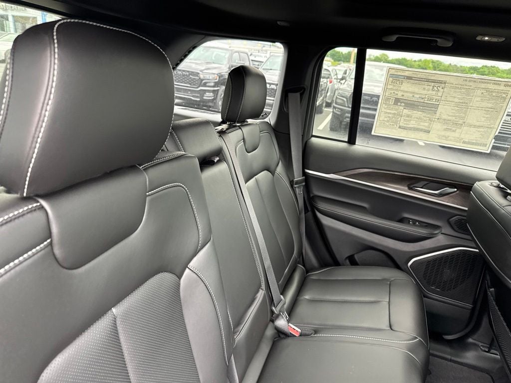 2026 Jeep Grand Cherokee GRAND CHEROKEE LIMITED 4X4