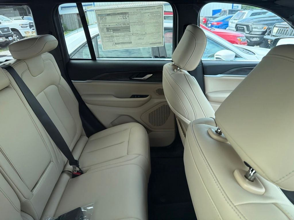 2026 Jeep Grand Cherokee GRAND CHEROKEE LIMITED 4X4