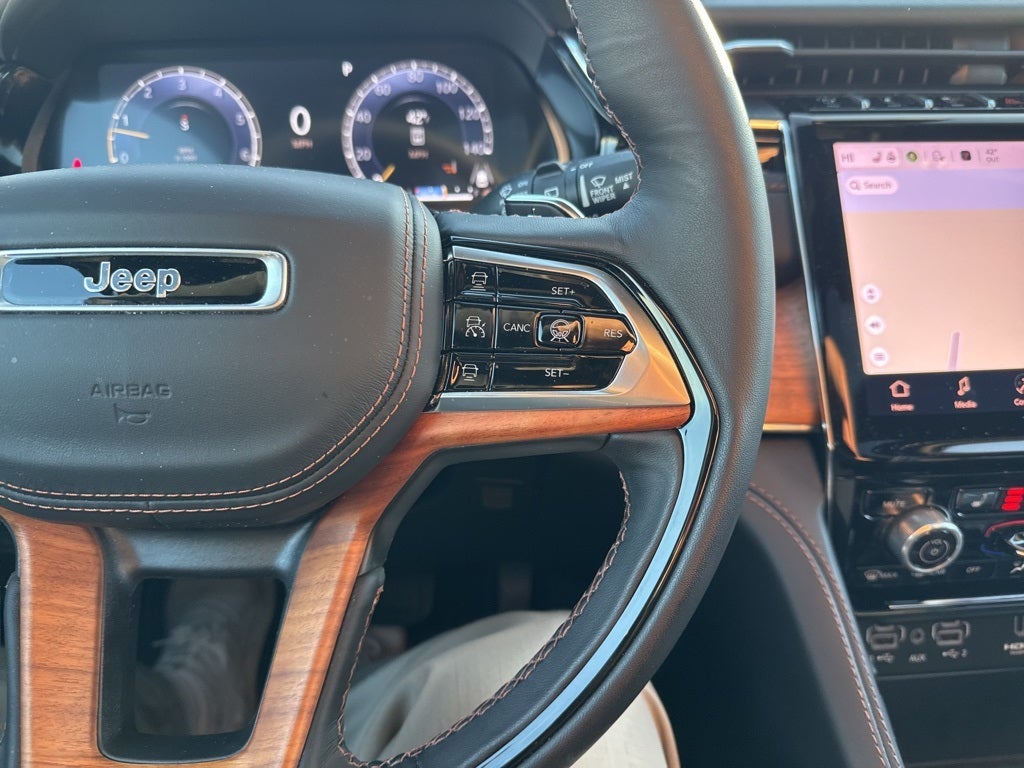 2025 Jeep Grand Cherokee Summit Reserve 4x4