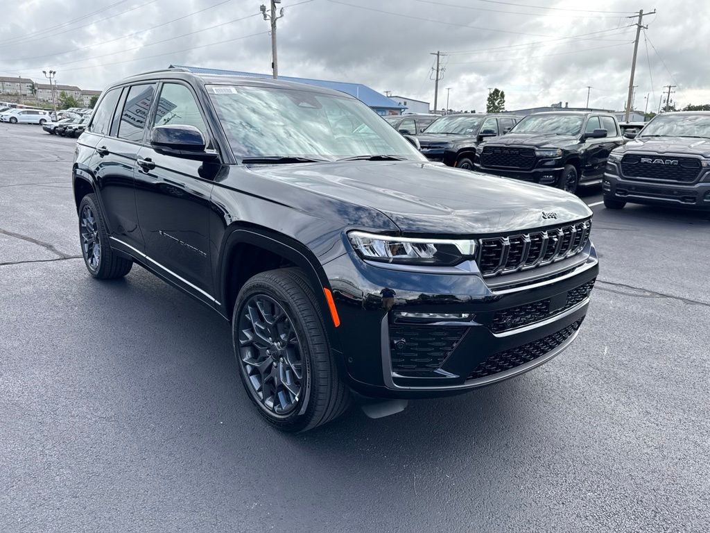 2026 Jeep Grand Cherokee GRAND CHEROKEE SUMMIT 4X4