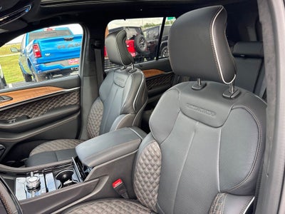 2026 Jeep Grand Cherokee GRAND CHEROKEE SUMMIT 4X4