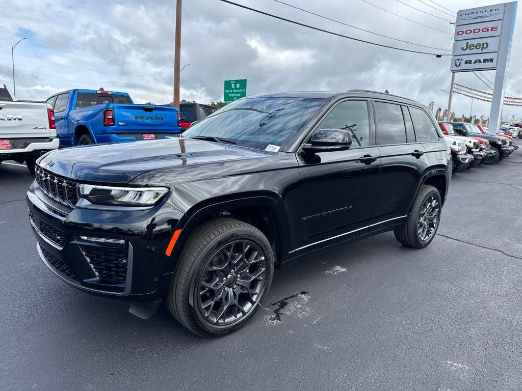 2026 Jeep Grand Cherokee GRAND CHEROKEE SUMMIT 4X4