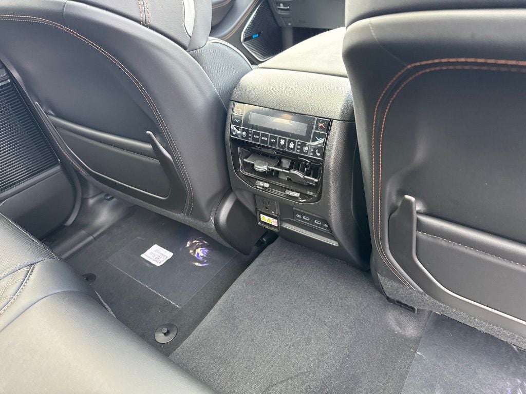 2026 Jeep Grand Cherokee GRAND CHEROKEE SUMMIT 4X4
