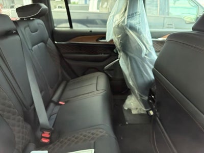 2026 Jeep Grand Cherokee GRAND CHEROKEE SUMMIT 4X4