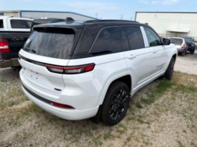 2026 Jeep Grand Cherokee GRAND CHEROKEE SUMMIT 4X4