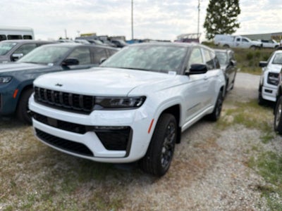 2026 Jeep Grand Cherokee GRAND CHEROKEE SUMMIT 4X4